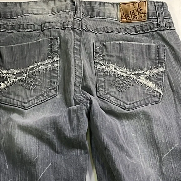 BKE Starlite Distressed Grey Denim Cuffed Capris Rolled Cuff Clam Diggers Sz 27 - Picture 5 of 8